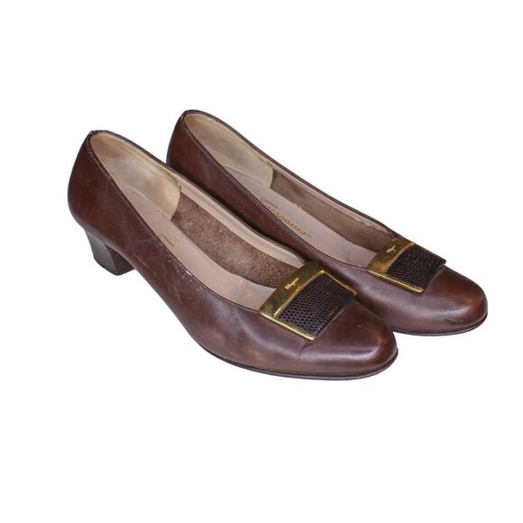 Salvatore Ferragamo Brown Leather Pumps Medallion Classic Designer 6.5 - Picture 3 of 5